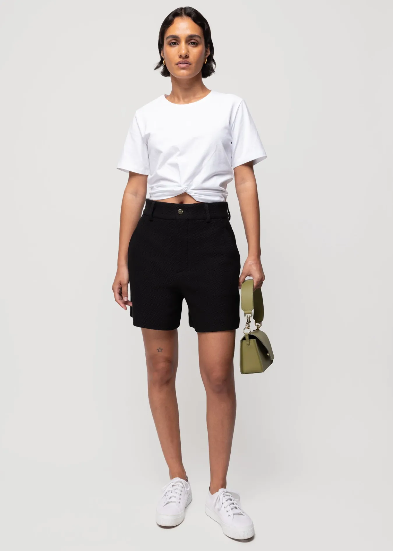 Vanilia Cropped Shirt Met Knoopdetail-Woman Tops