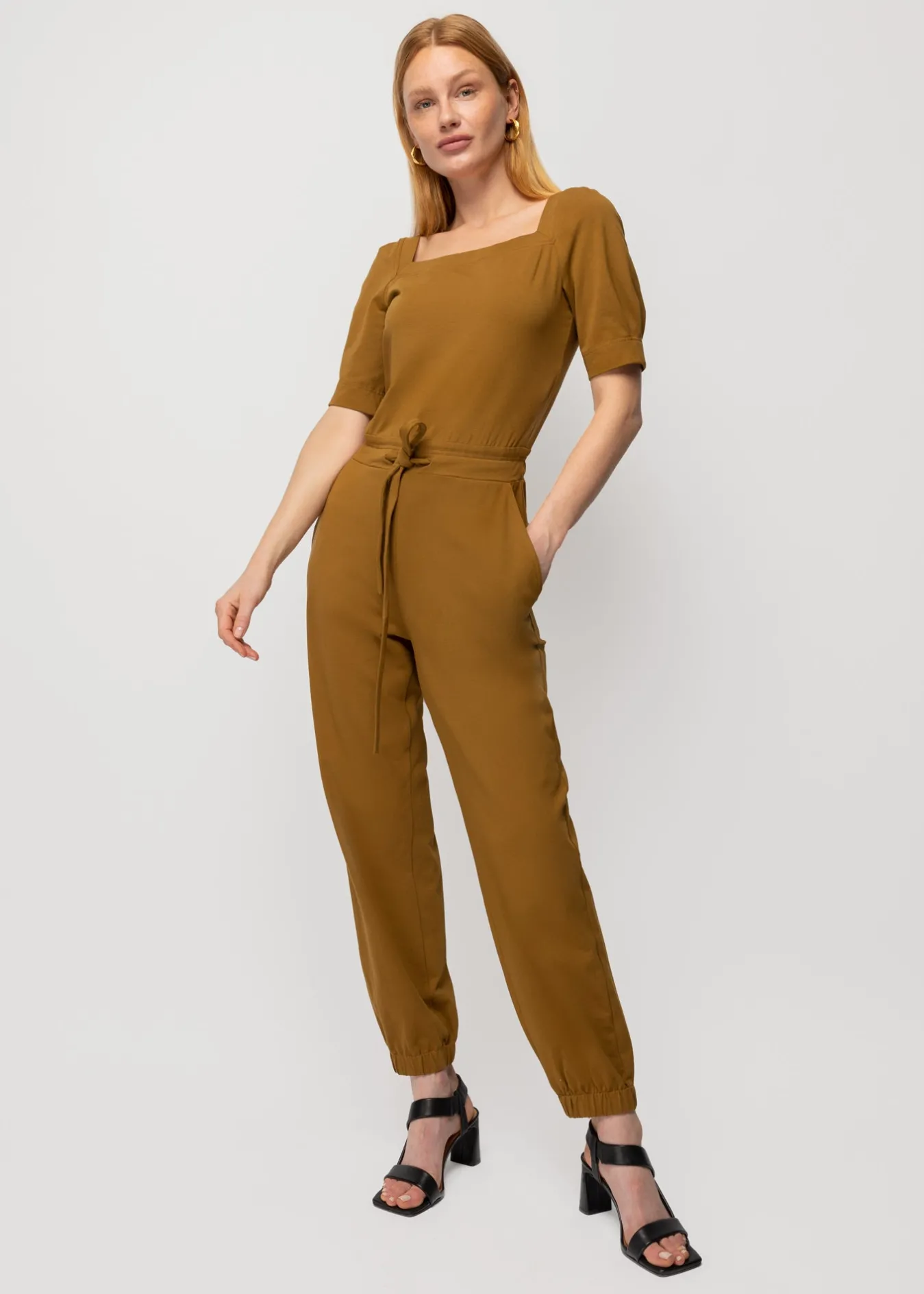 Vanilia Katoenen Jumpsuit Met Vierkante Hals-Woman Jumpsuits